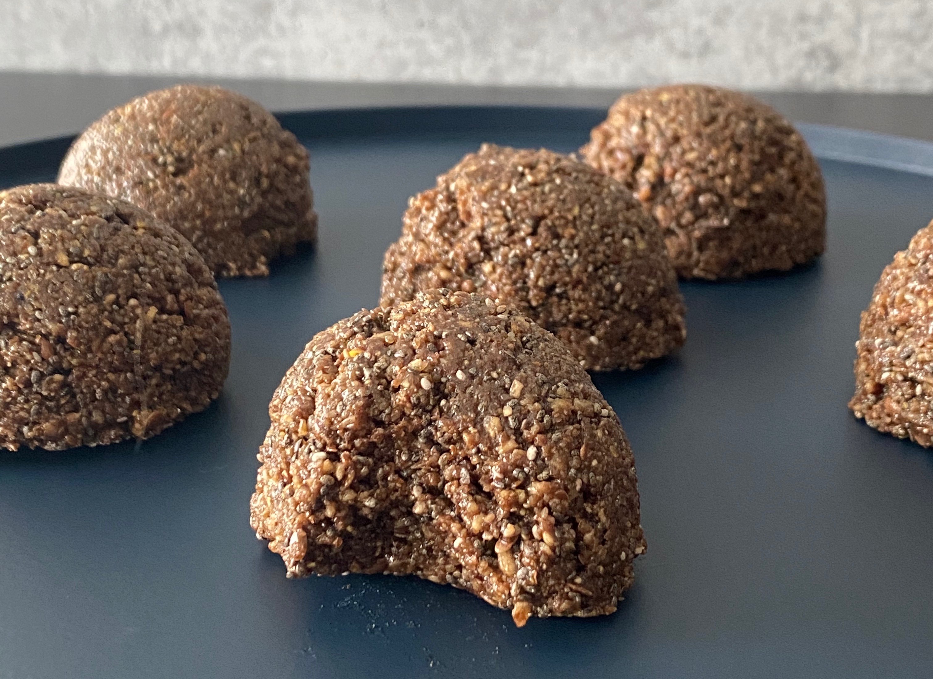 Chocolate and Oat Power Balls Featuring Your Super