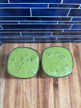 Greens and Mango Smoothie